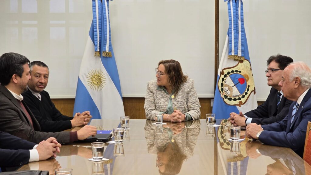 Reunión en la Sala de Situación y Acuerdos