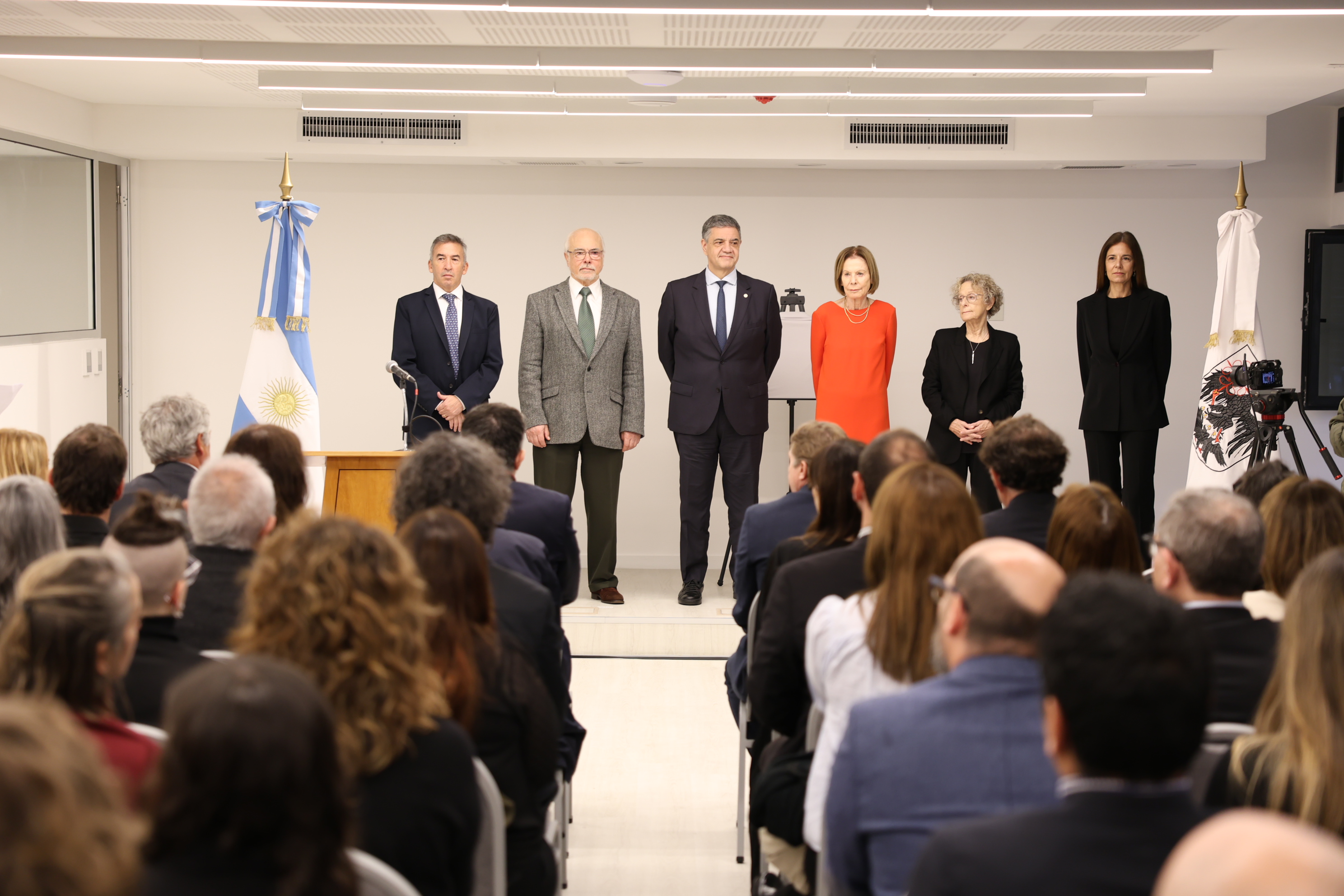 Los cincos jueces del TSJ