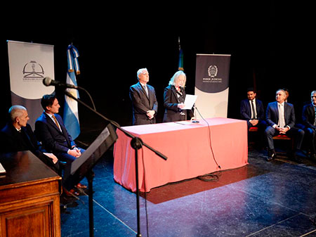 El acto se realizó en la sala del Teatro Municipal Unione de Dolores