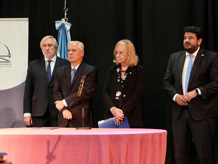 Acto de jura de magistrados