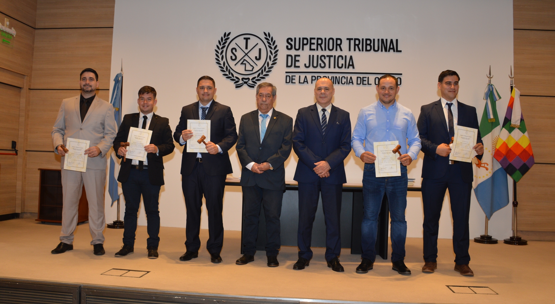 La jura se realizó en el salón auditorio