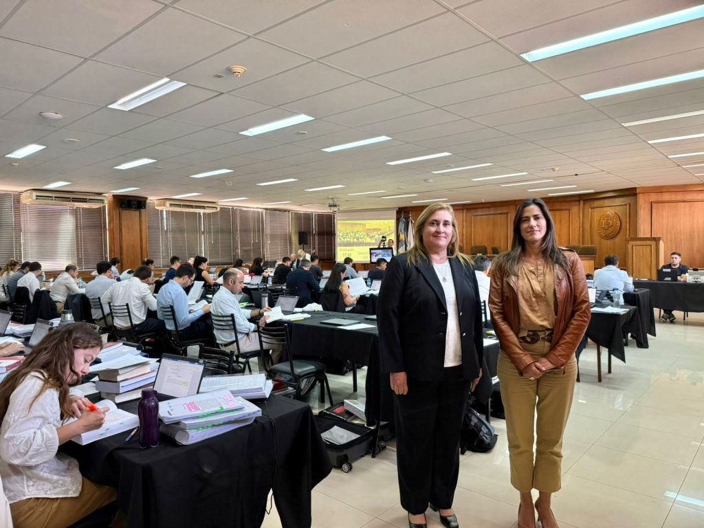 se desarrolló en el Aula Magna de la Facultad de Derecho de la UNCUYO
