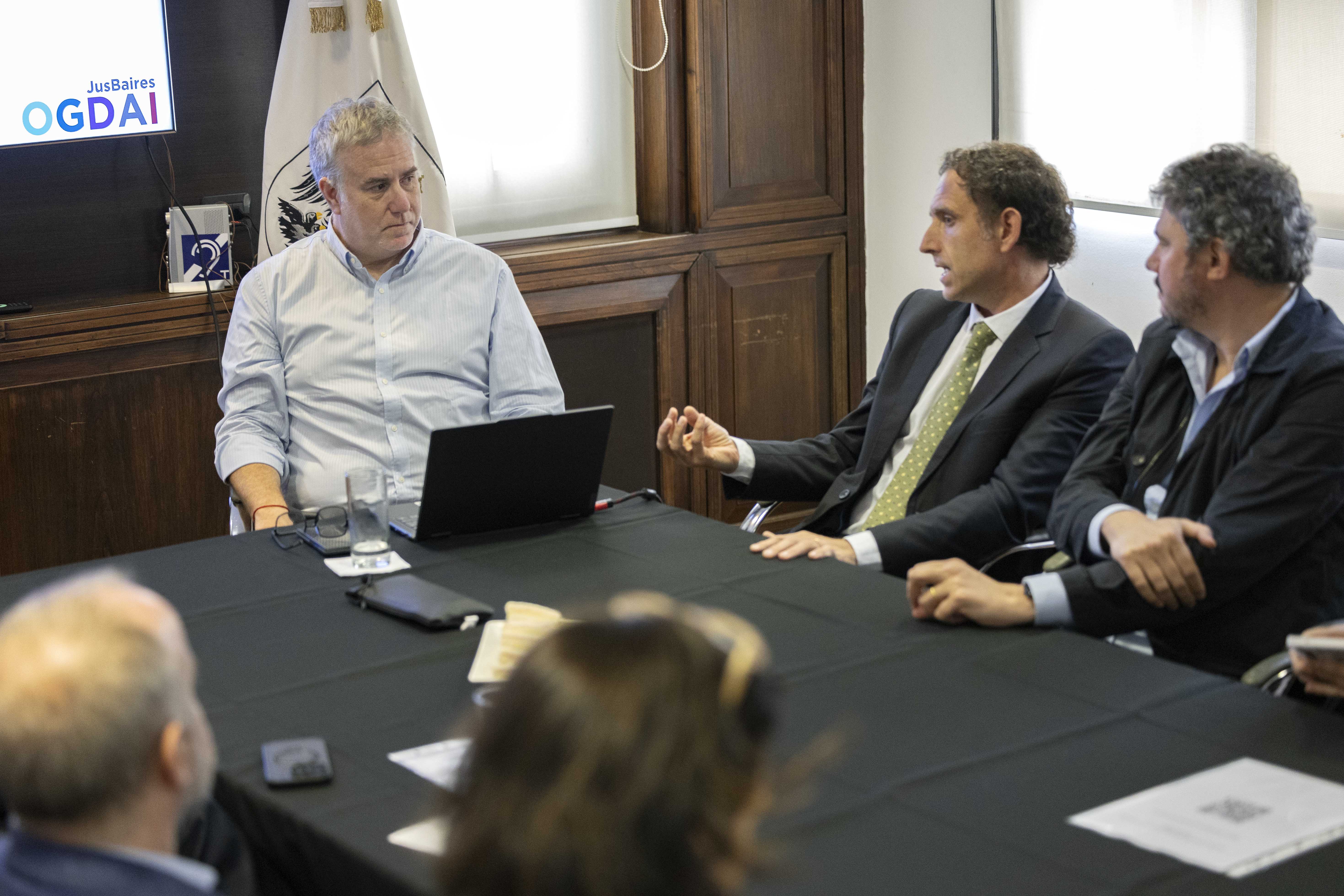 El Secretario General del TSJ, Dr. Fermín Igarzabal, durante la presentación