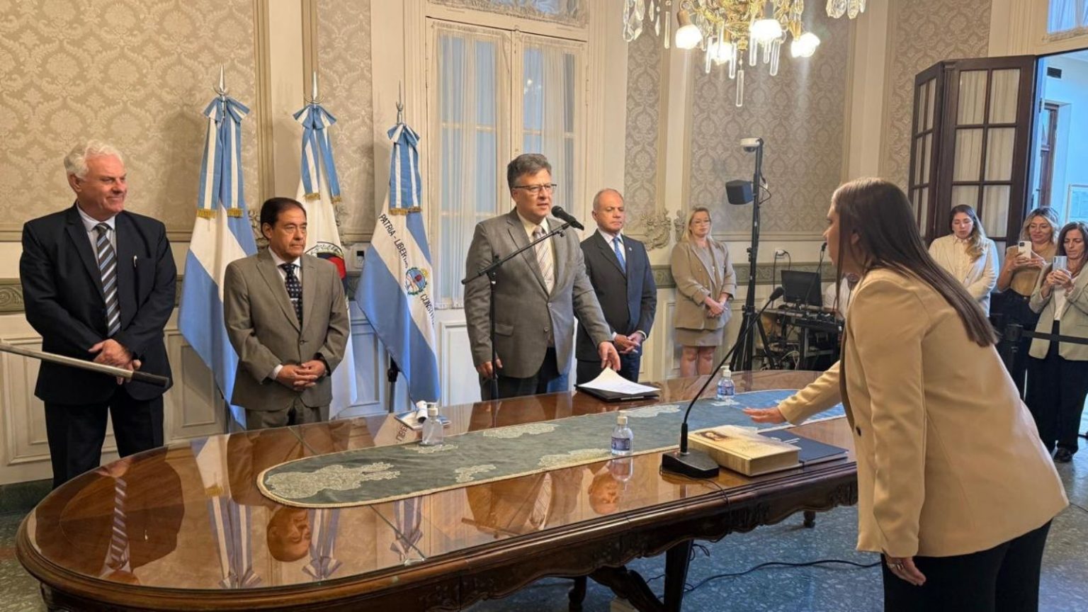 Jura de Leticia Daniela Falagan