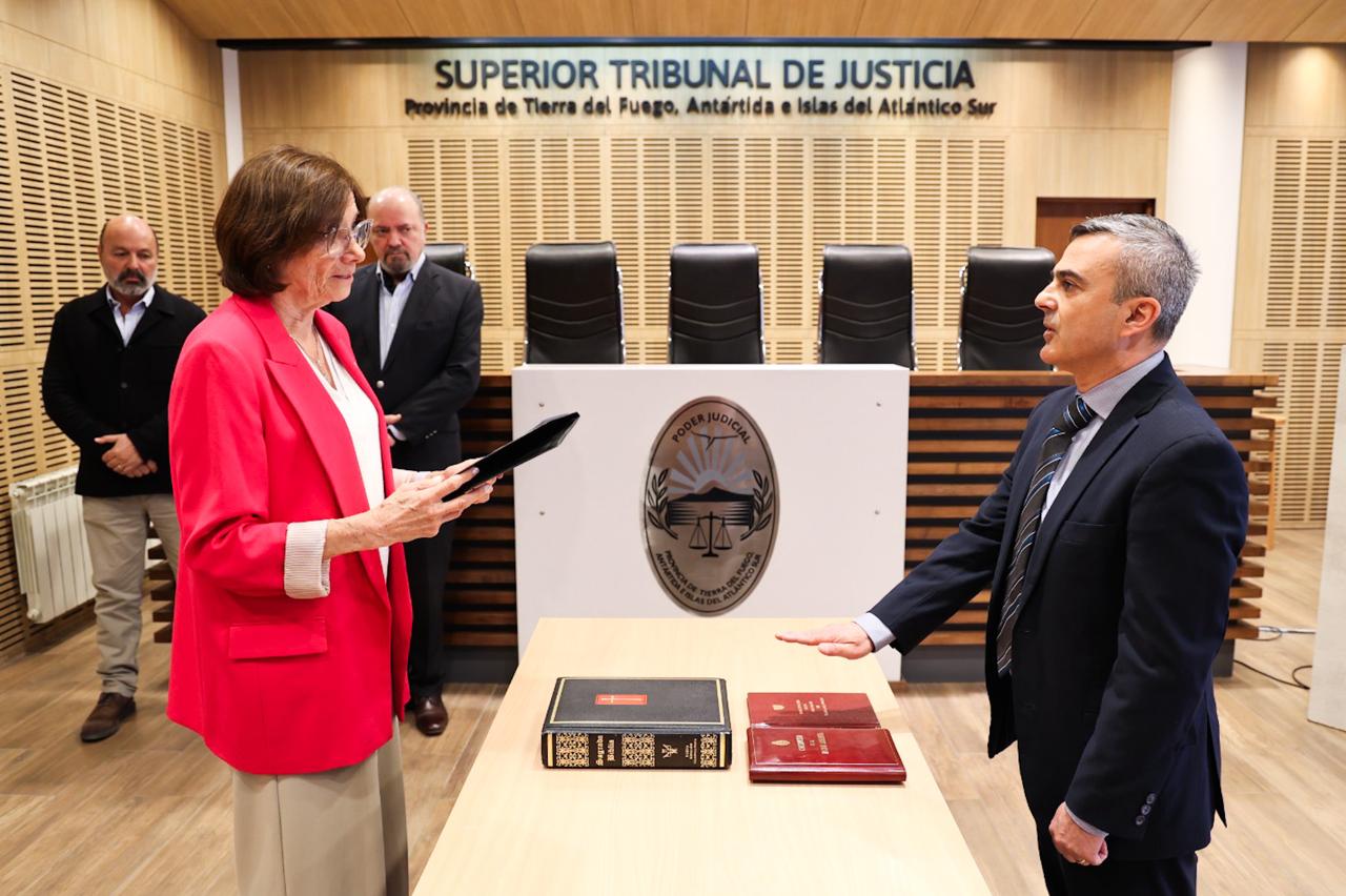 Marcos Octavio Hudecek juró como Secretario Penal interino