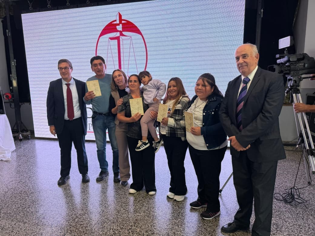 Acto realizado en el salón comunal de Trenel