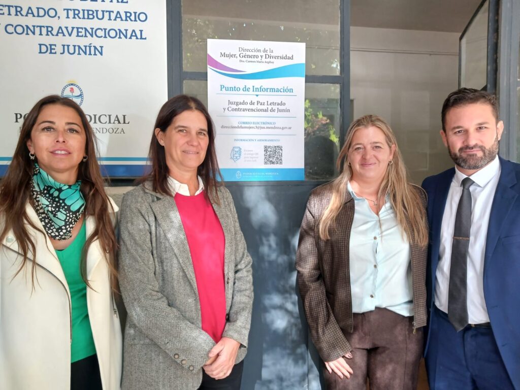 Teresa Day habilitó los puntos de información ubicados en Junín y Rivadavia