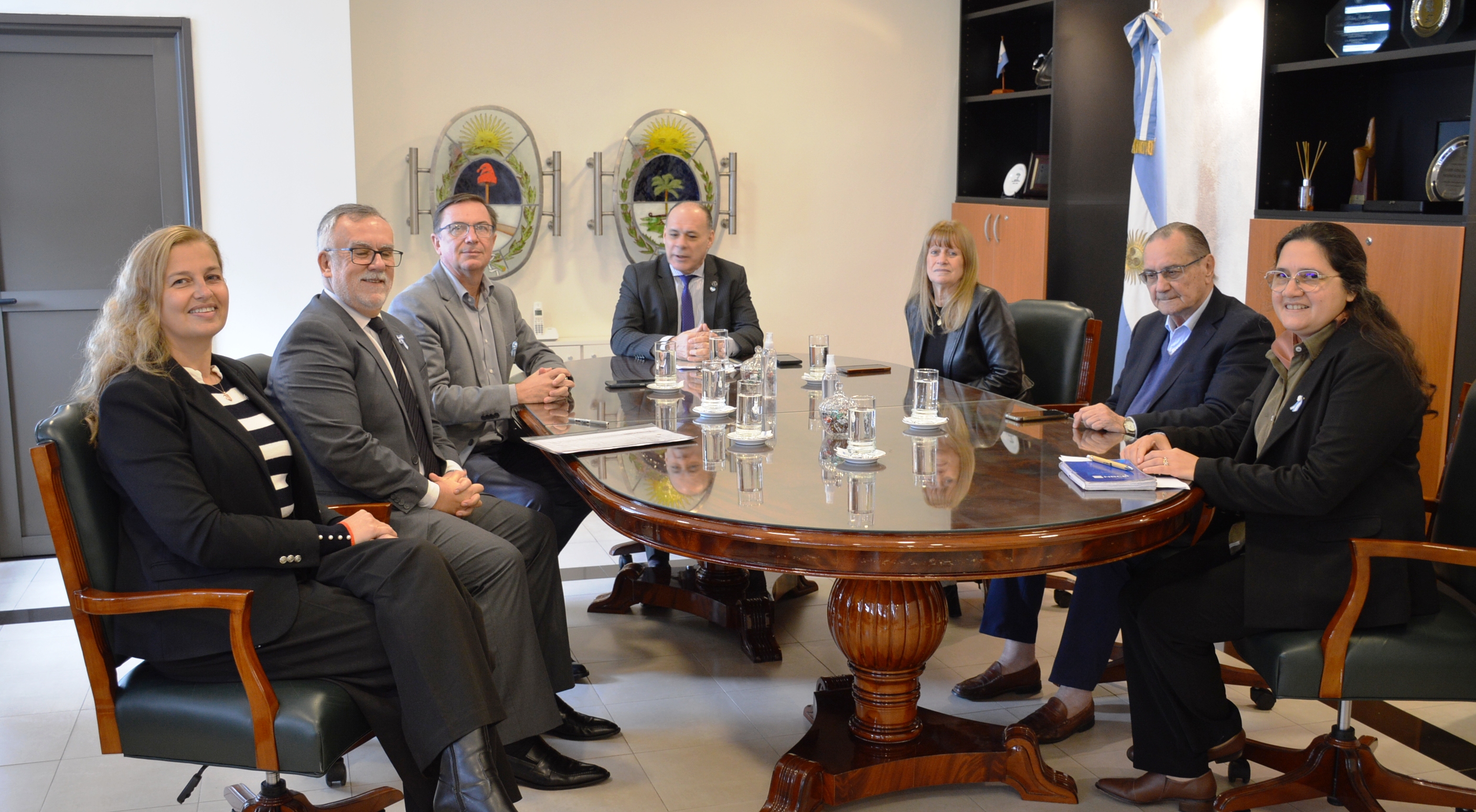 El encuentro se realizó en el Salón de Acuerdos del STJ