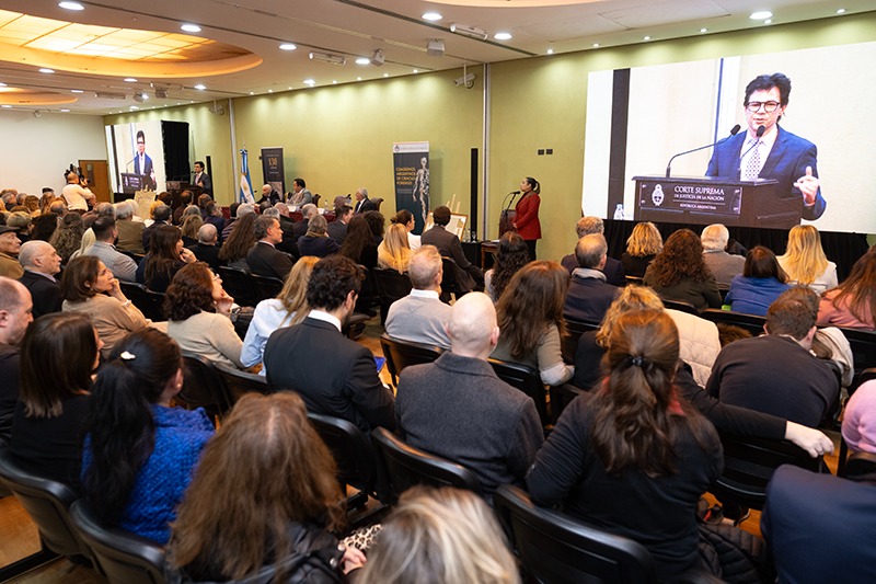 El acto se realizó en la Sala de Subastas de la Corte Suprema