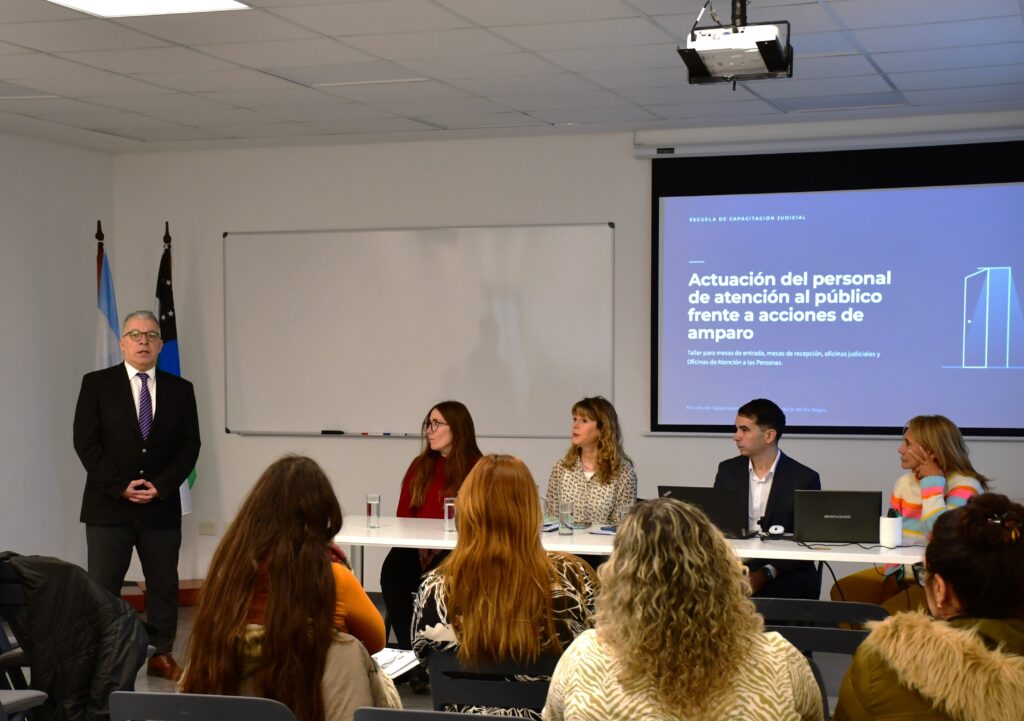 La actividad es desarrollada por la Escuela de Capacitación Judicial