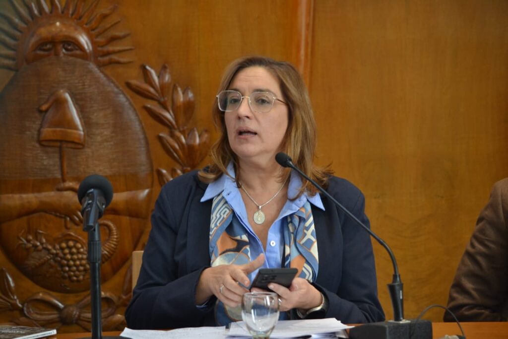  Adriana García Nieto