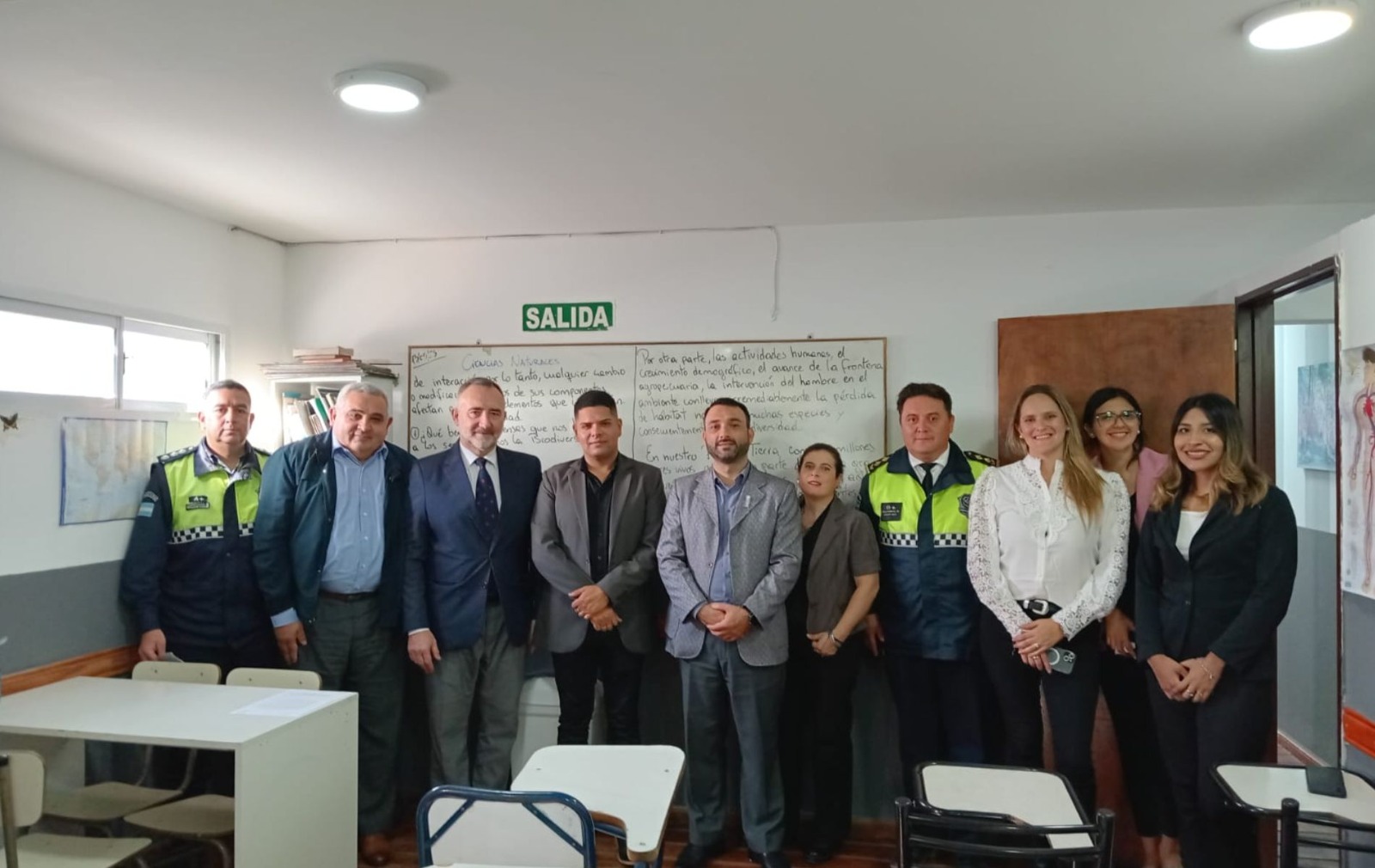 Cayetano Alberti y Sergio Holgado visitaron un centro comunitario de la zona