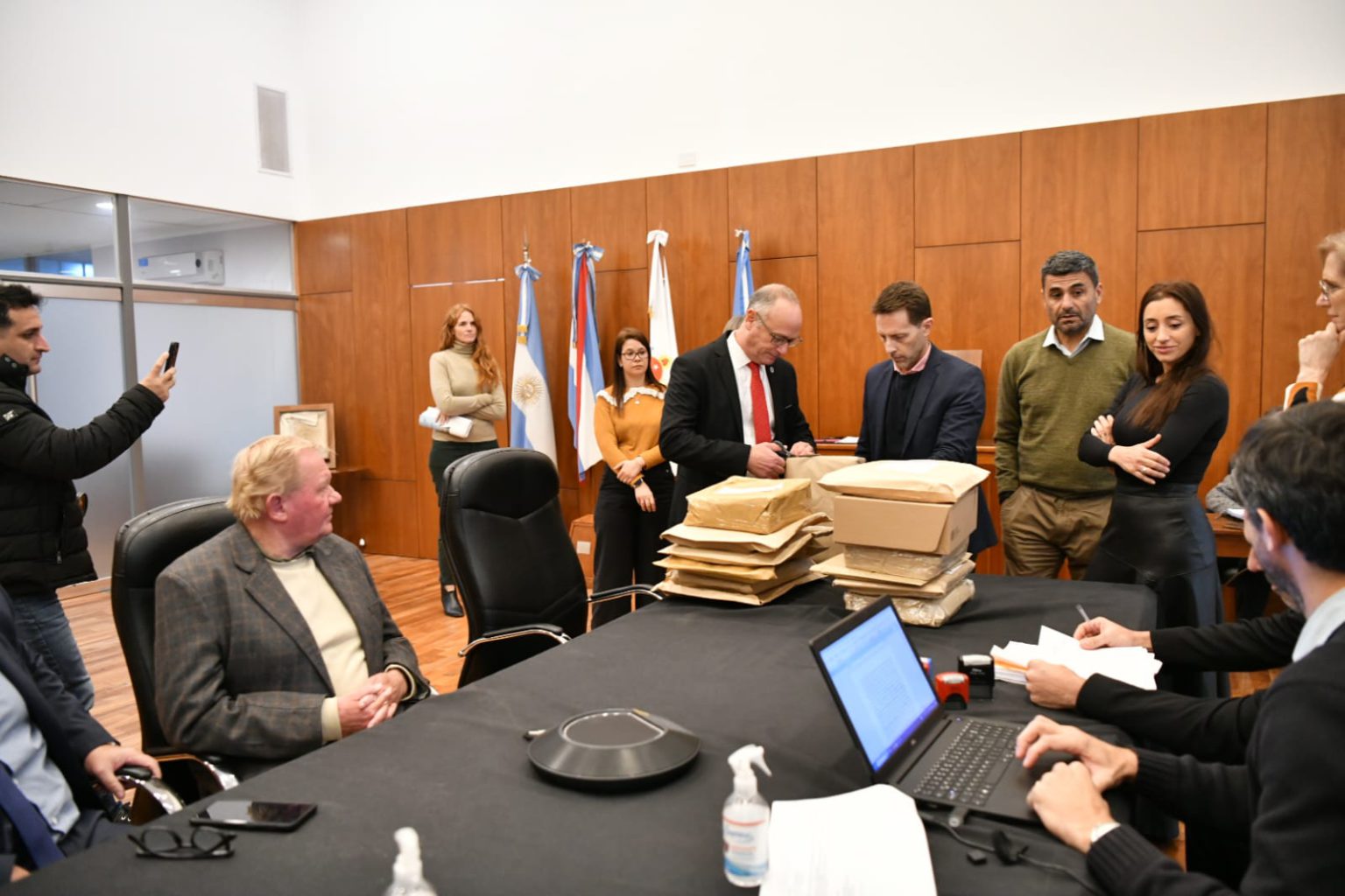 El plazo de ejecución será de 240 días corridos