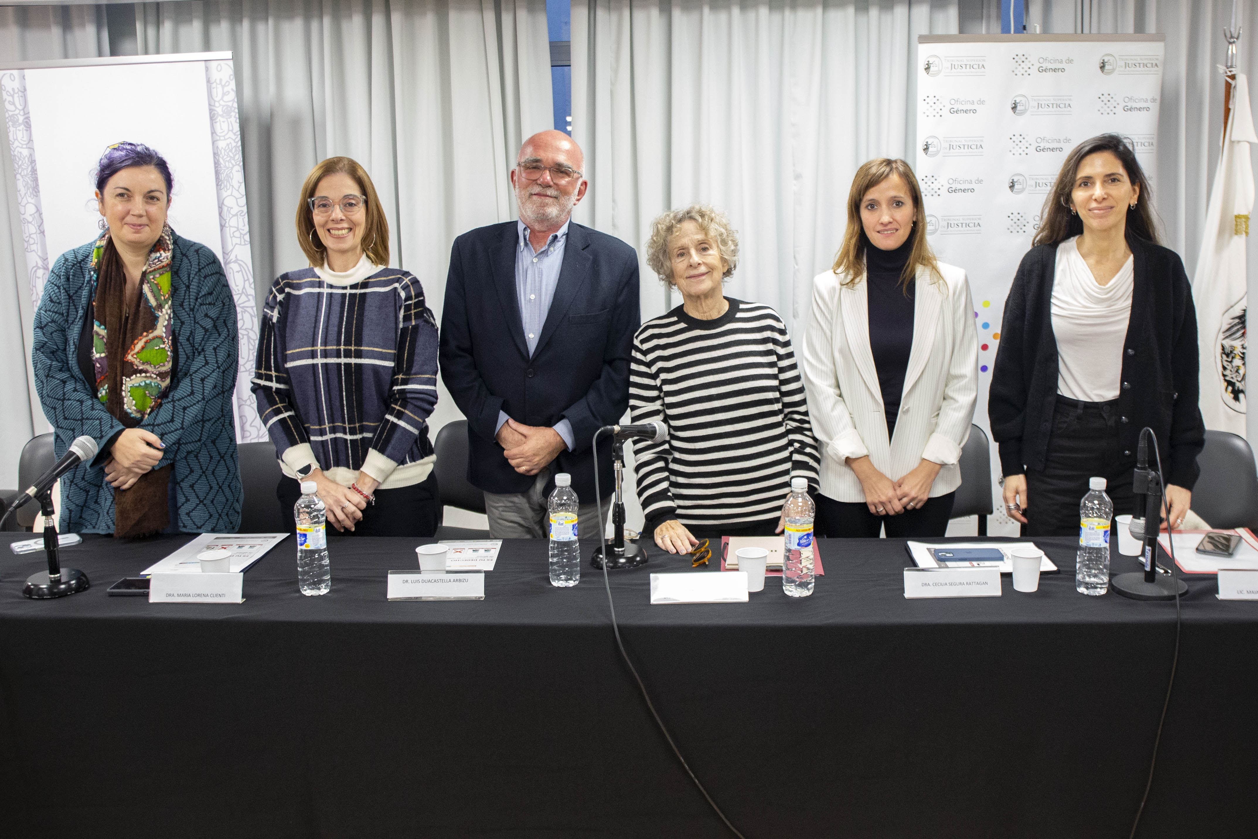Panel del acto del lanzamiento de la campaña
