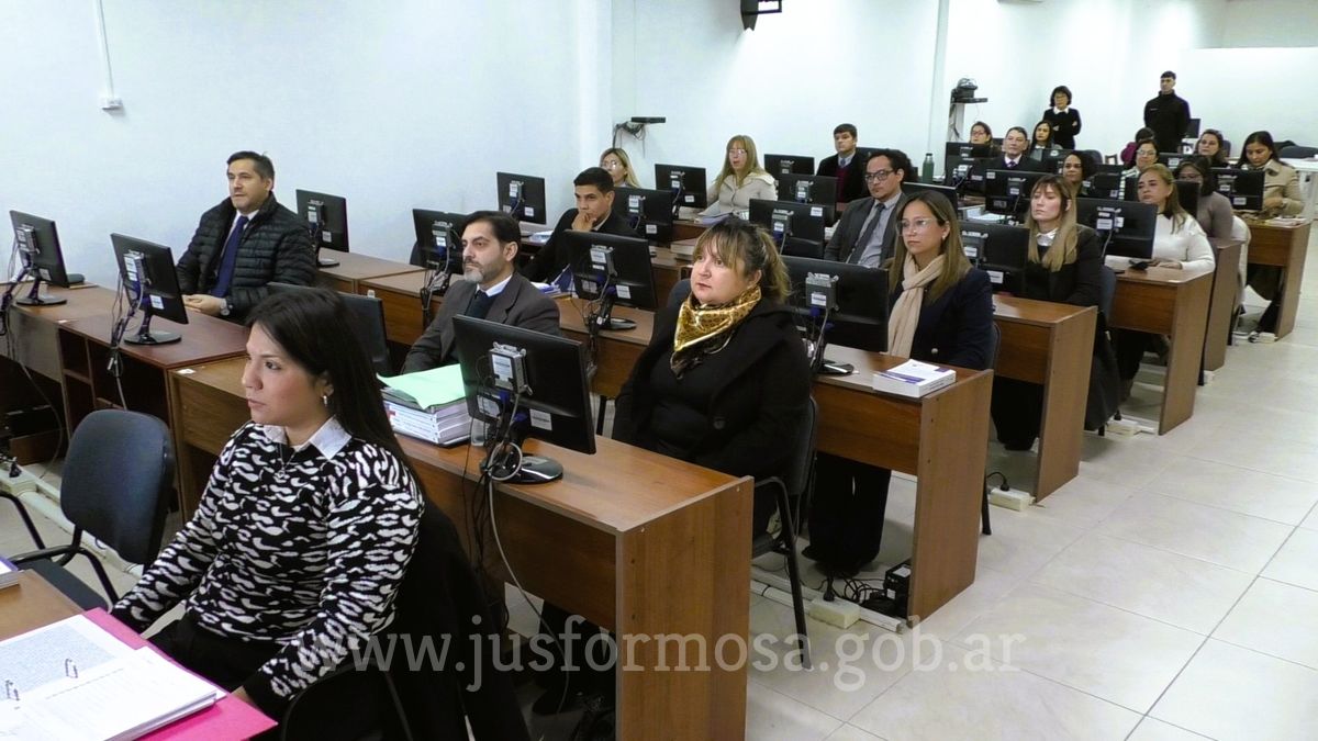 Una treintena de postulantes están participando de este concurso