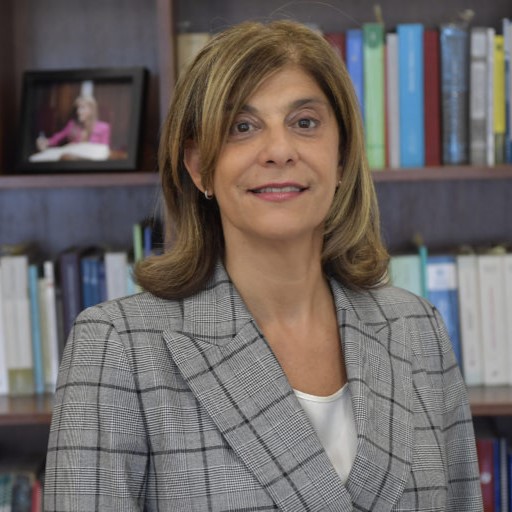 Claudia M. Mizawak
