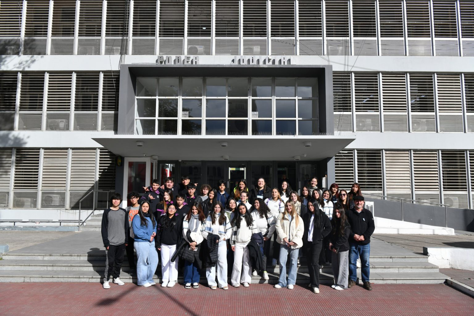 Estudiantes realizaron una visita guiada a los Tribunales de la ciudad